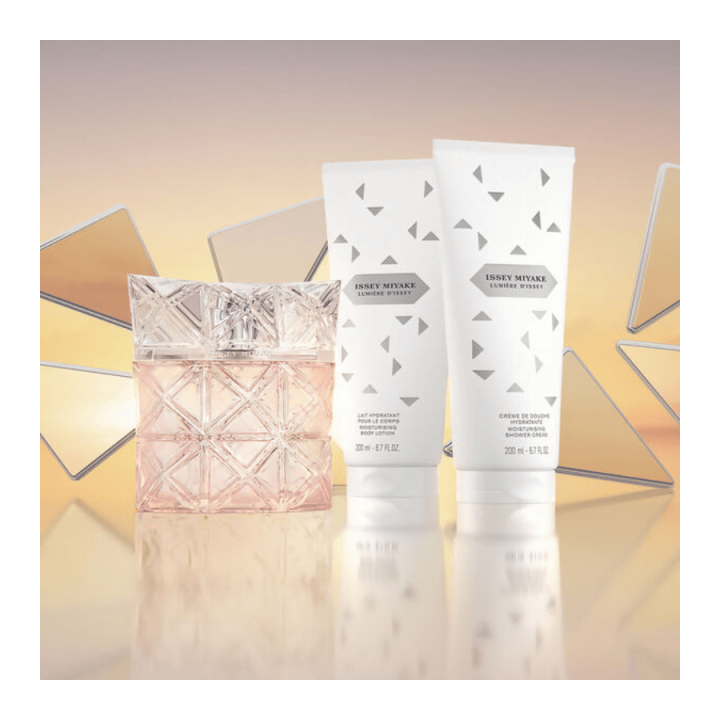 ISSEY MIYAKE - LUMIÈRE D'ISSEY Lait hydratant pour le corps 200ml